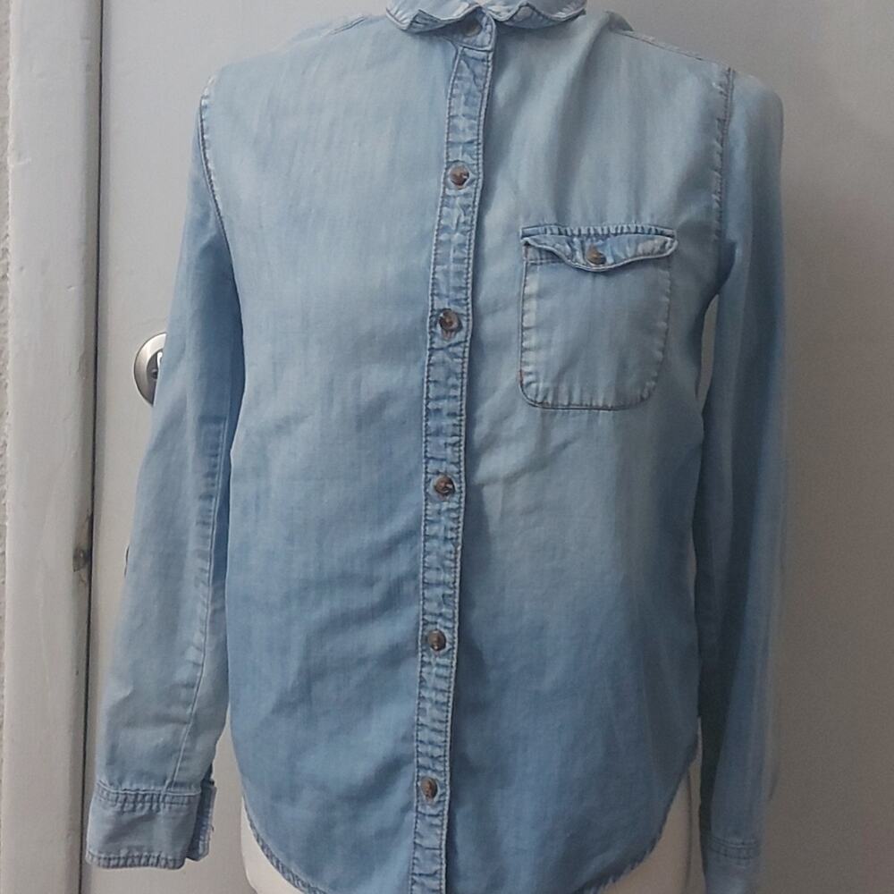 BDG Denim Button Down Shirt XS Casual Costal Cowgirl Preppy Cover Up Festival